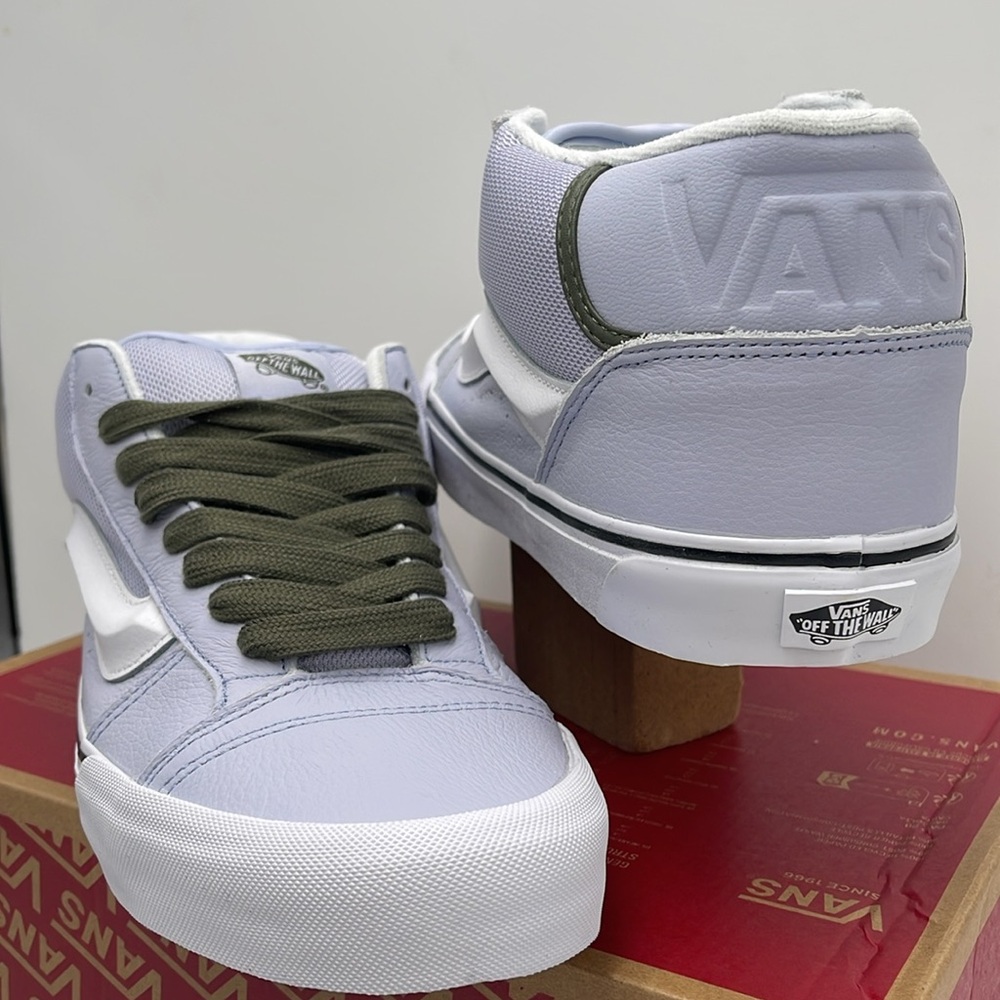 Vans Men’s Knu Mid Utility Lace Halogen Blue
VN000CQ9CHA Sneakers - Picture 9 of 16